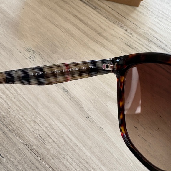 Burberry Sunglasses, brown (0BE4270F / 390313) NEW - Picture 5 of 6